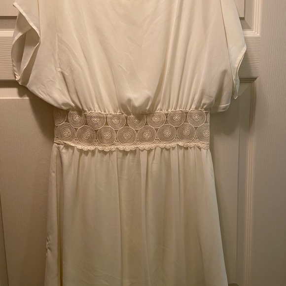 entro Dresses & Skirts - White dress entro Dresses & Skirts - White dress